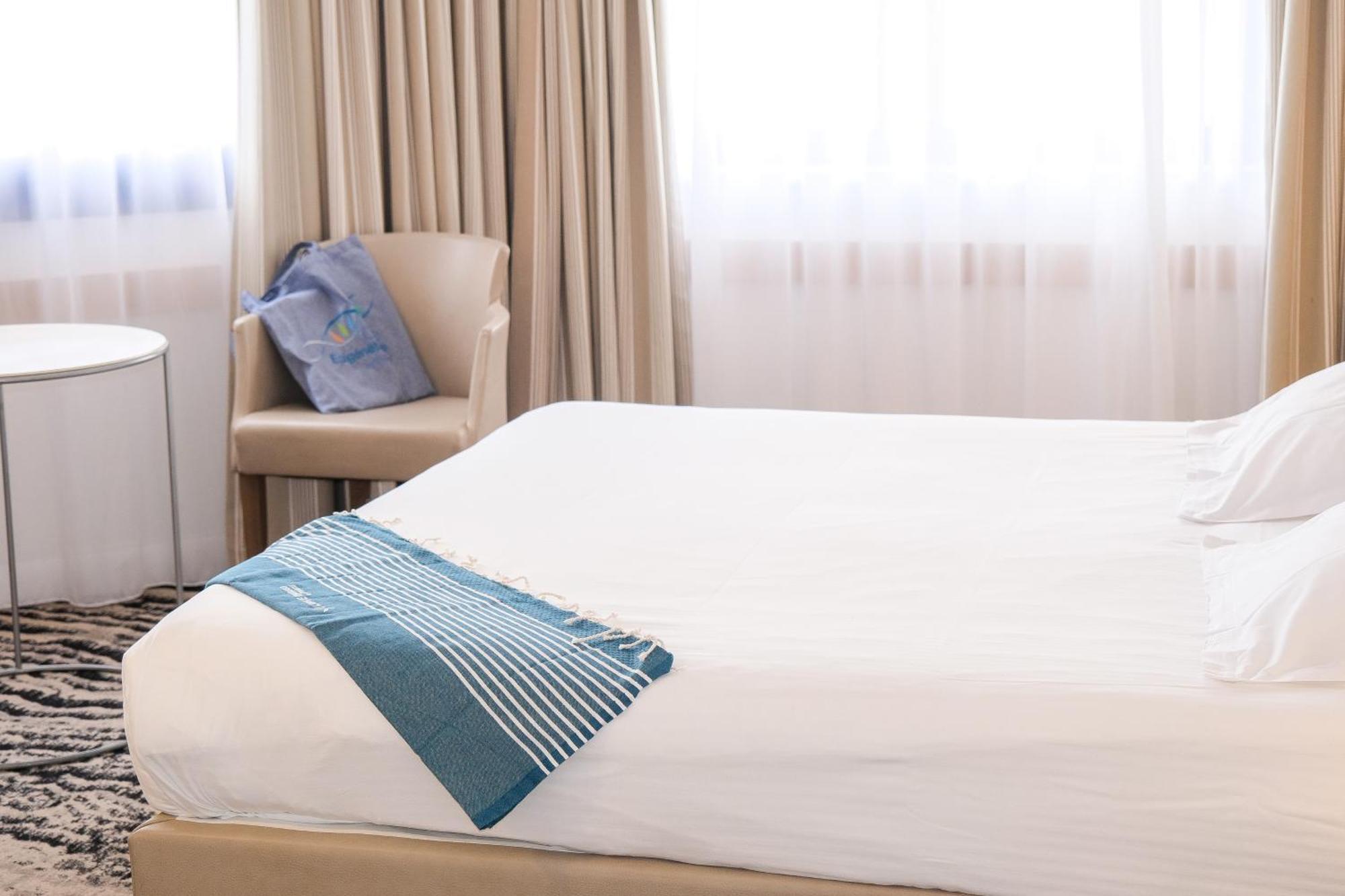 Thalazur Ouistreham - Hotel & Spa Экстерьер фото